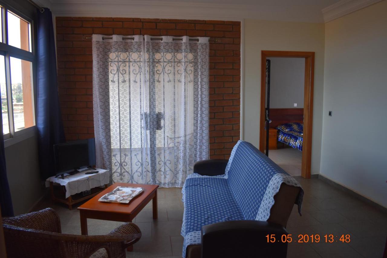 Residence Vicyma 2 P Tout Confort Bafoussam Centre Dış mekan fotoğraf
