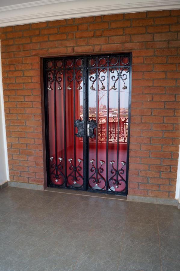 Residence Vicyma 2 P Tout Confort Bafoussam Centre Dış mekan fotoğraf